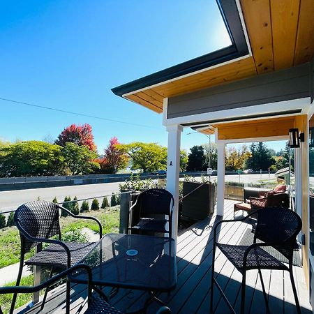Green Lake 1St Line Home A With Central Air Conditioners Seattle Exteriör bild